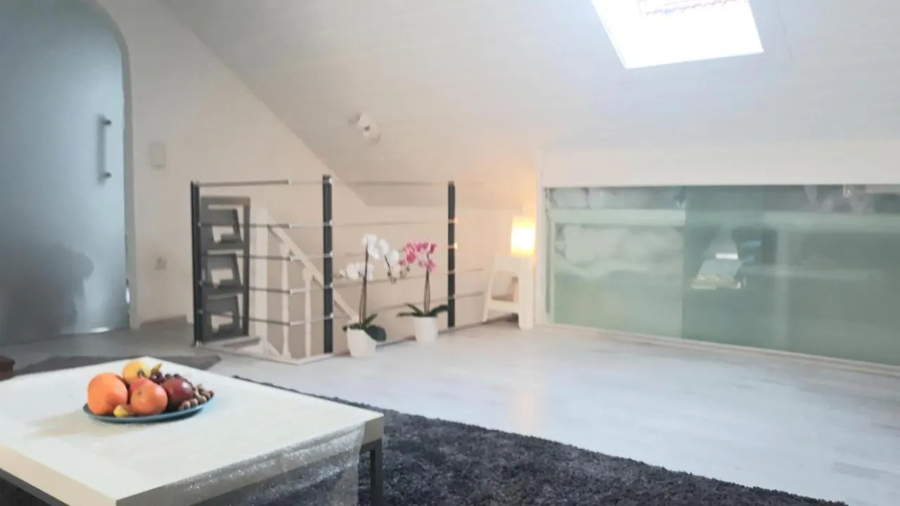 Vila Cologne Private House