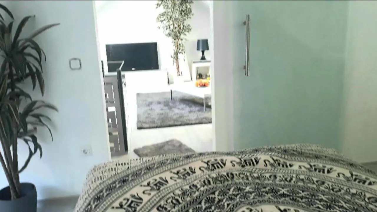 Vila Cologne Private House Prázdninový dům